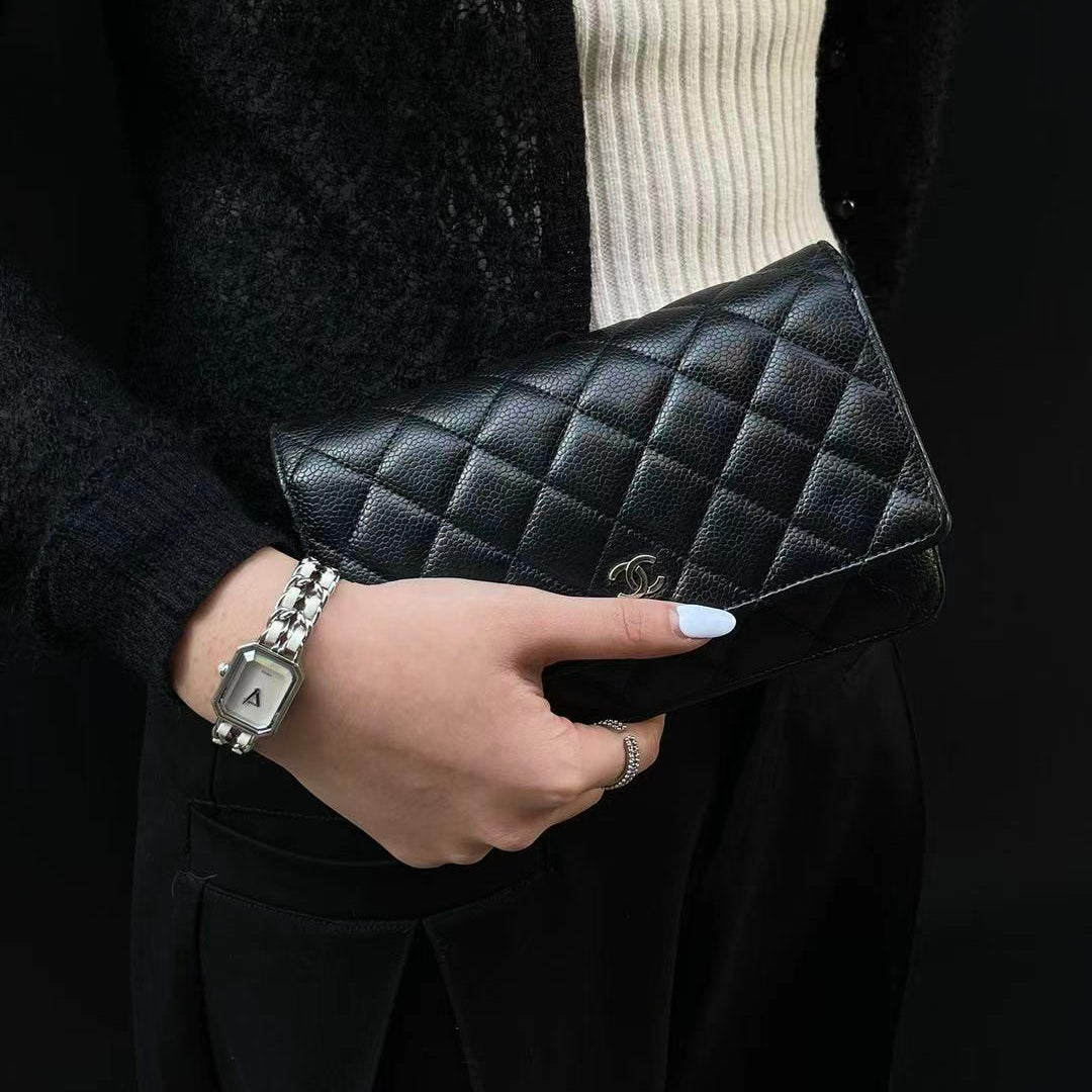 Chanel Classic Caviar Leather WOC Chain Bag – Black & Silver [Used]