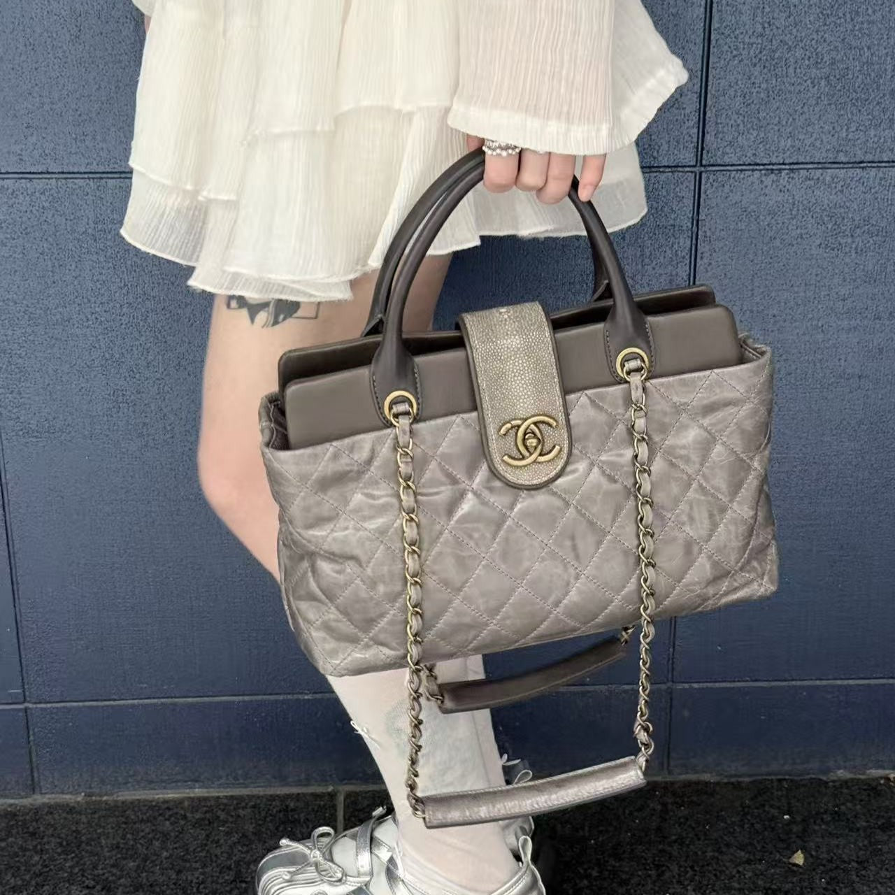 CHANEL Métiers d'Art Ruched Calfskin & Stingray 2-Way Tote Bag [Used]