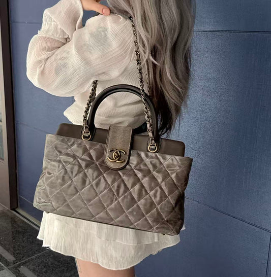 CHANEL Métiers d'Art Ruched Calfskin & Stingray 2-Way Tote Bag [Used]