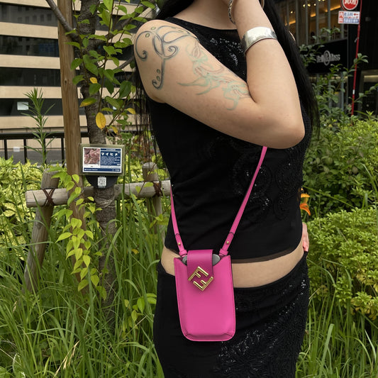 FENDI FF Diamond Leather Phone Pouch Pink [Unused]