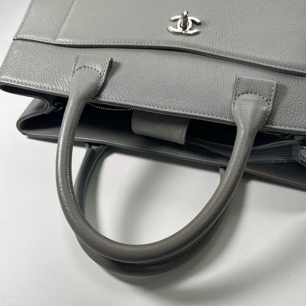 CHANEL Neo Executive Grey Tote Bag 2way [Used]