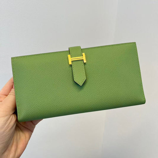 Hermès Long wallet Bearn Soufflet Verso Vert criquet Gold HW Veil Cricket Stamp Y epsom