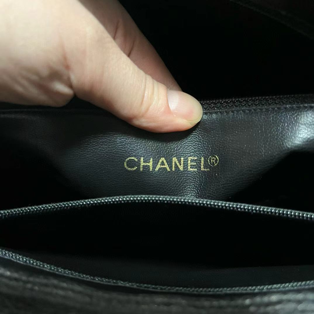 CHANEL Triple CoCo Black Caviar Skin Leather Shoulerbag [Used]