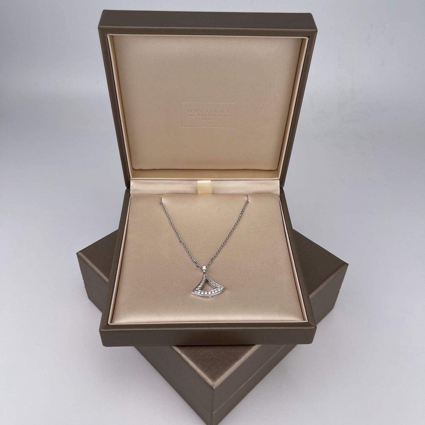 BVLGARI Diva’s Dream Necklace 18K white gold Diamond[Used]