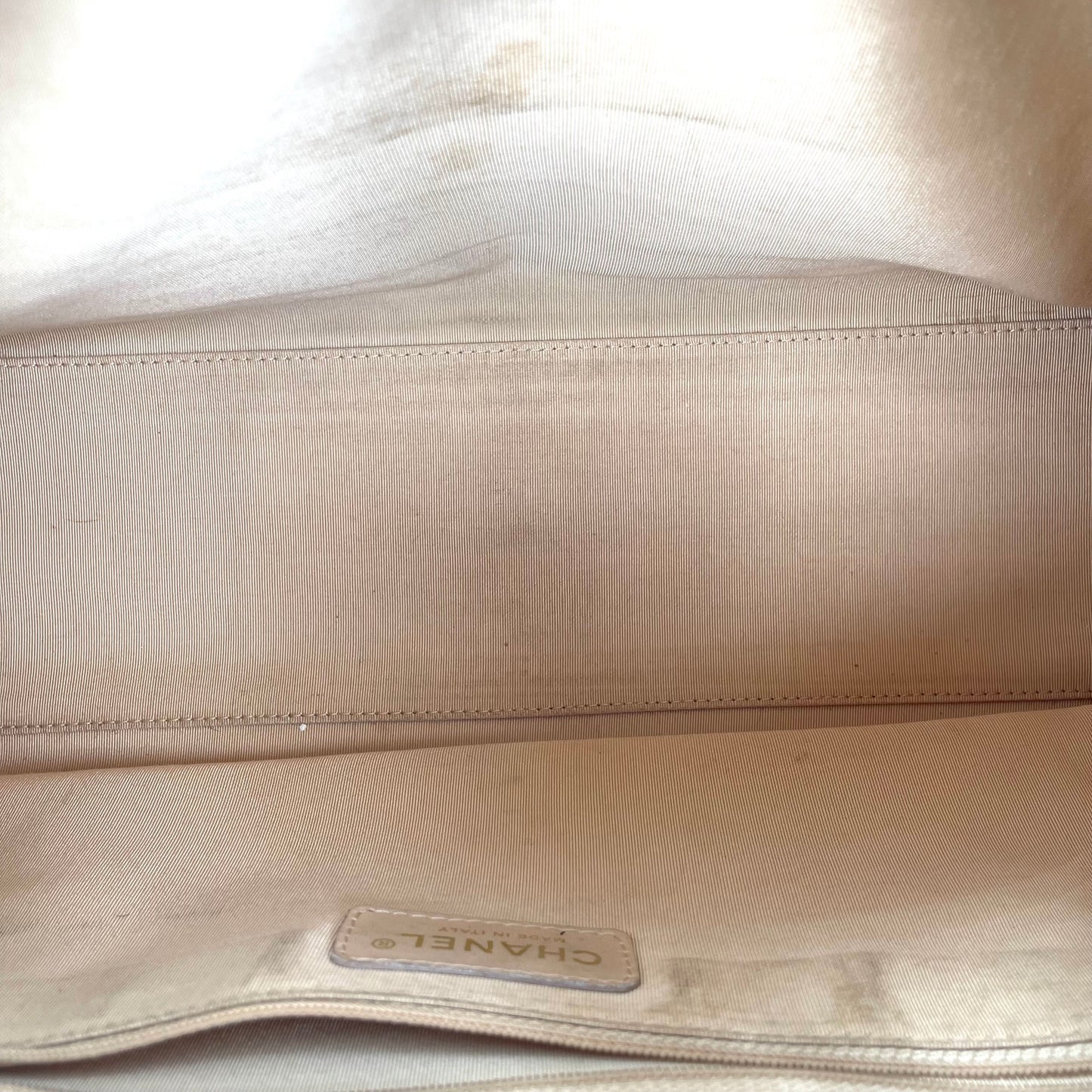 Chanel Beige Boston Handbag Large – Beige [Used]