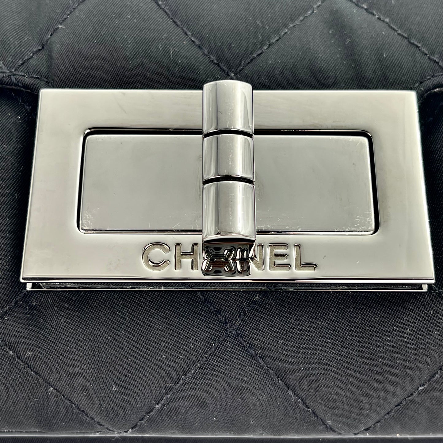 Chanel Black and Silver Canvas Large 2.55 Logo Single Shoulder Underarm Envelope Bag – Black/Silver [Used]
