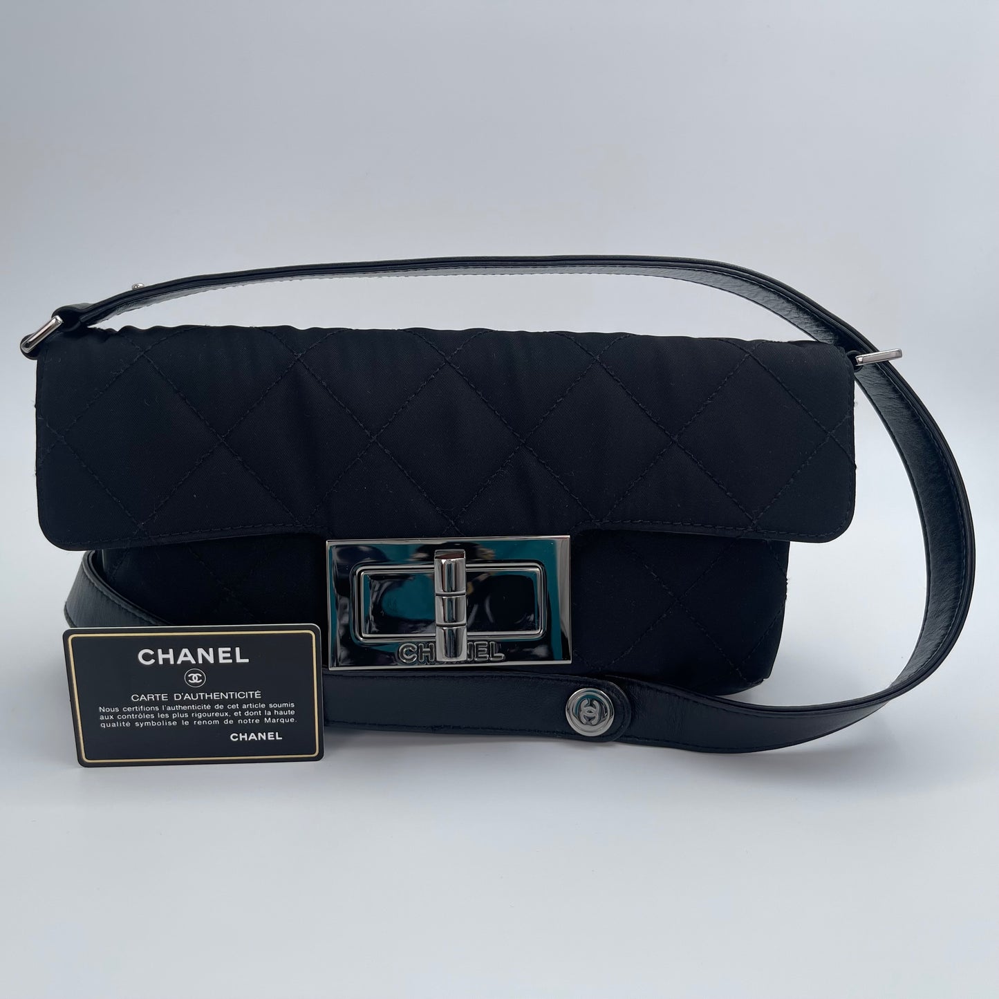 Chanel Black and Silver Canvas Large 2.55 Logo Single Shoulder Underarm Envelope Bag – Black/Silver [Used]