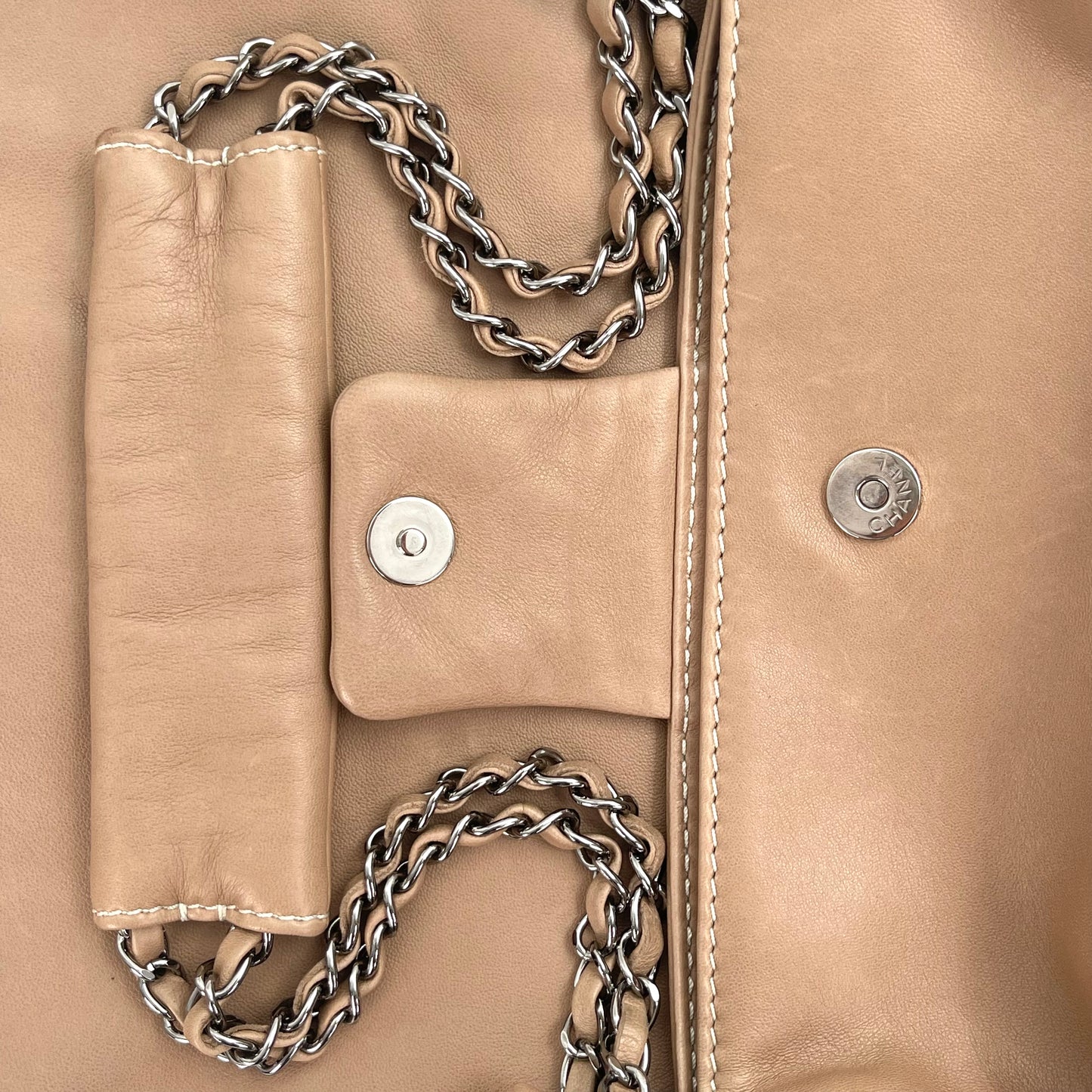 Chanel Milk Tea Large Double C Silver Buckle Out-Seam Large Flap Shoulder Tote Bag – Milk Tea [Used]