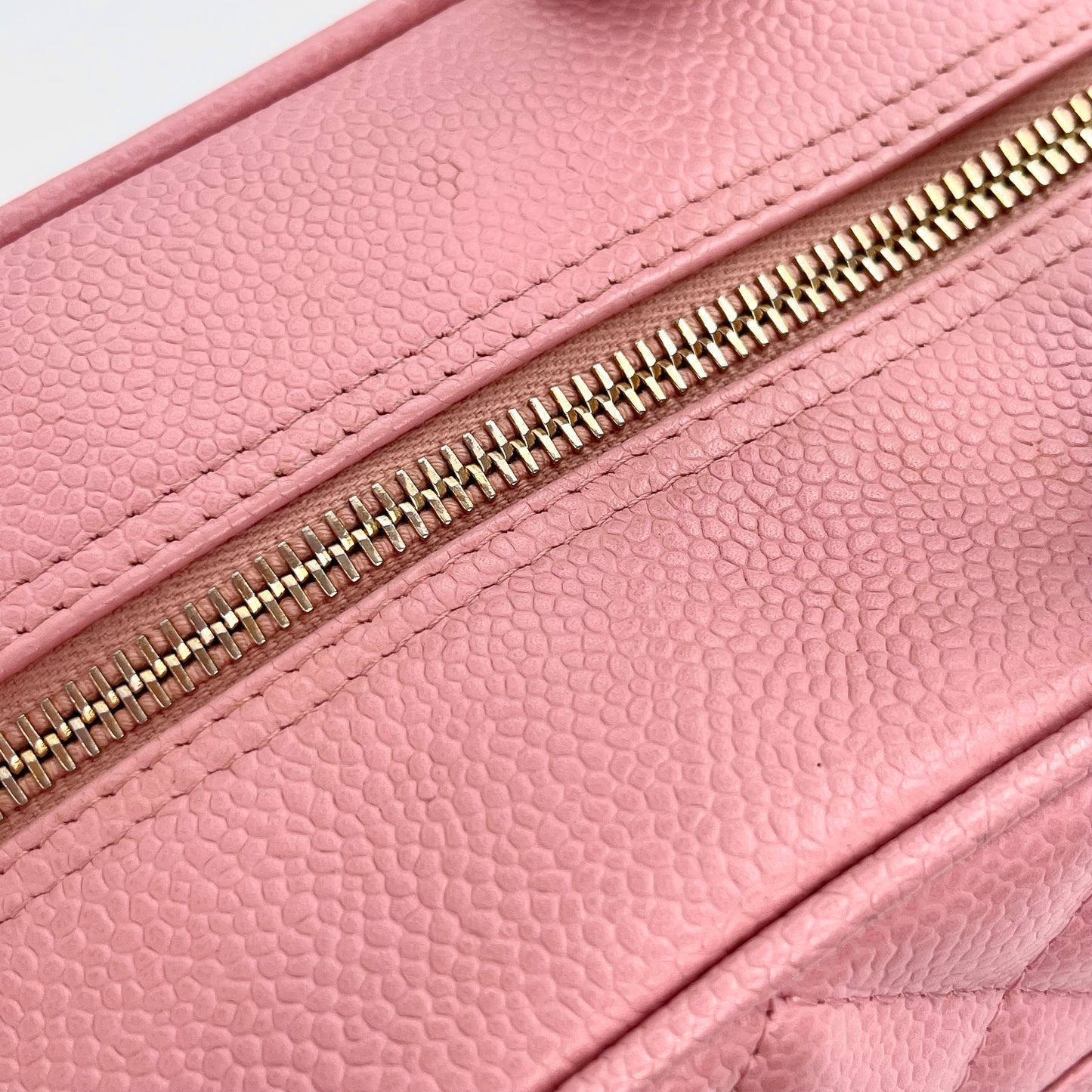 Chanel Small Sakura Pink Caviar Leather Bowling Tote Bag – Sakura Pink [Used]