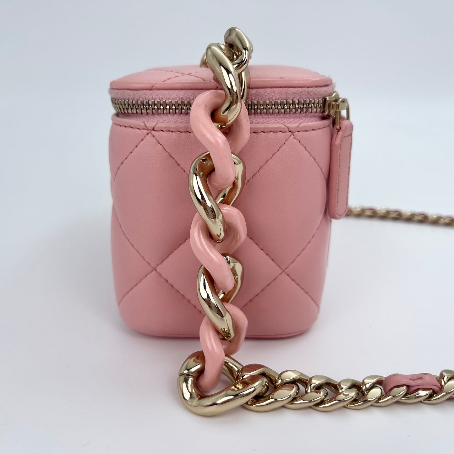 Chanel Quilted Lambskin Vanity Case with Resin & Elegant Chain [Used]
