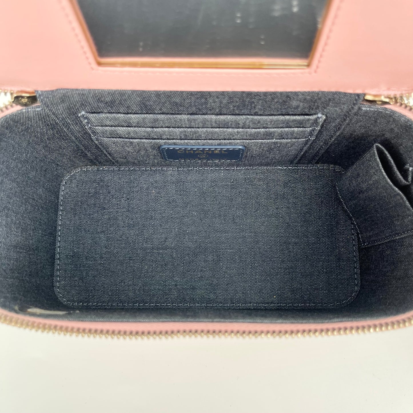 Chanel Quilted Lambskin Vanity Case with Resin & Elegant Chain [Used]