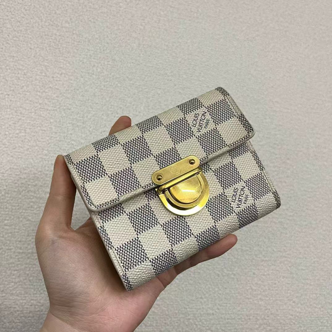 LouisVuitton White Koala damier wallet CA1008 [Used]