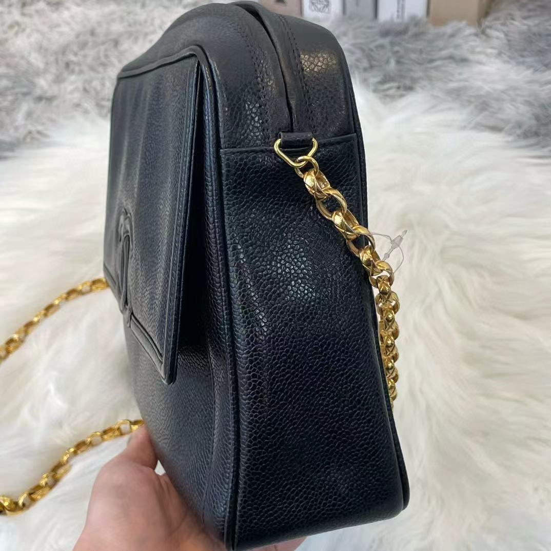 CHANEL Vintage Black Caviar Camera Shoulderbag [Used]