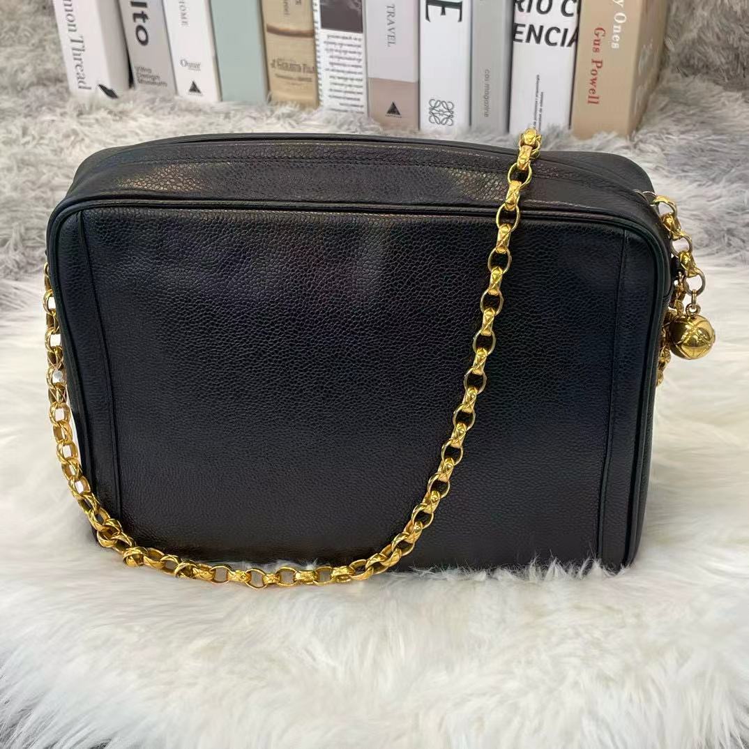 CHANEL Vintage Black Caviar Camera Shoulderbag [Used]