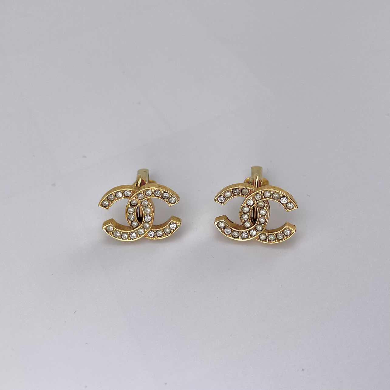 CHANEL Vintage Rhinestone Cocomark earings [Used]