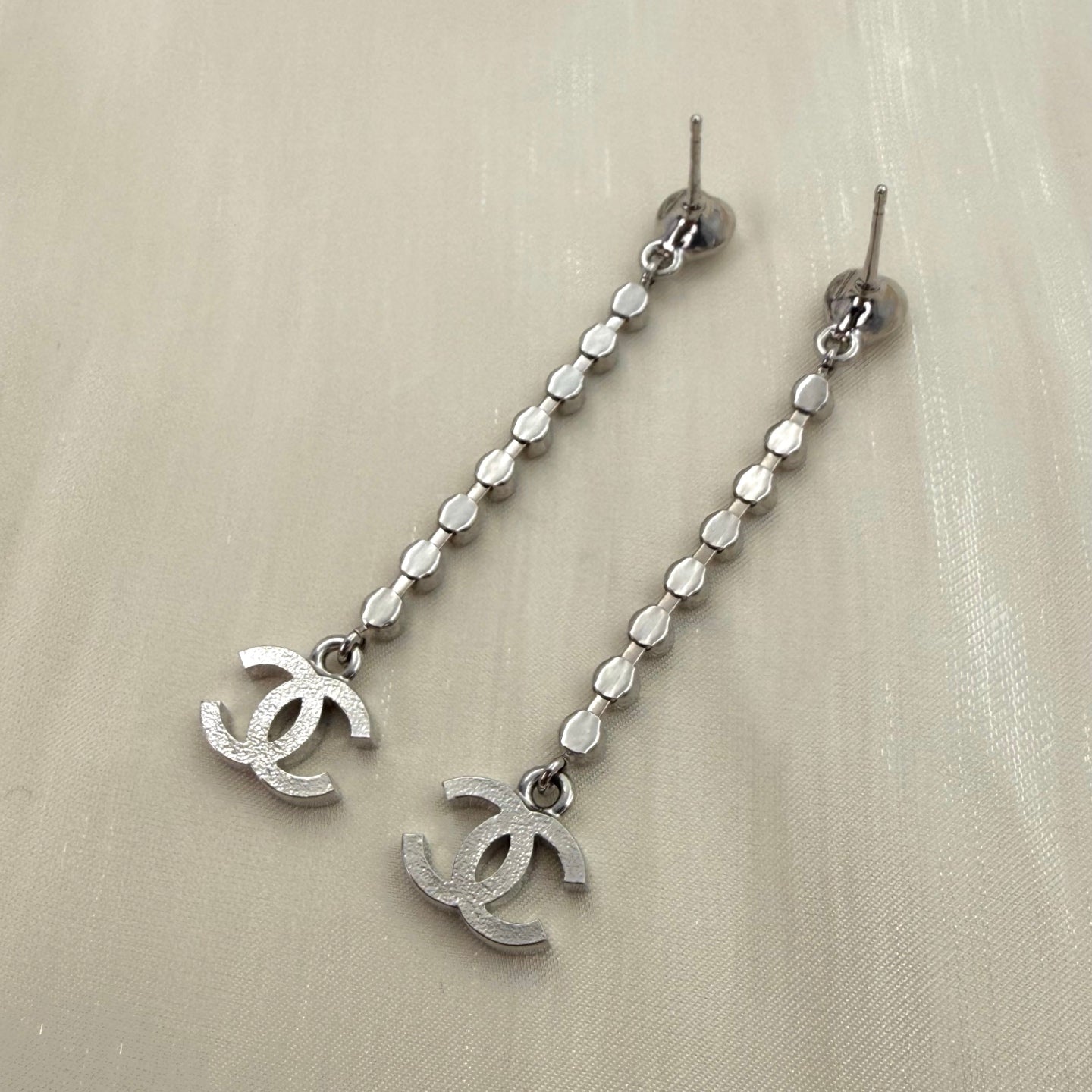 Chanel Heart Motif Rhinestone CC Drop Earrings [Used]