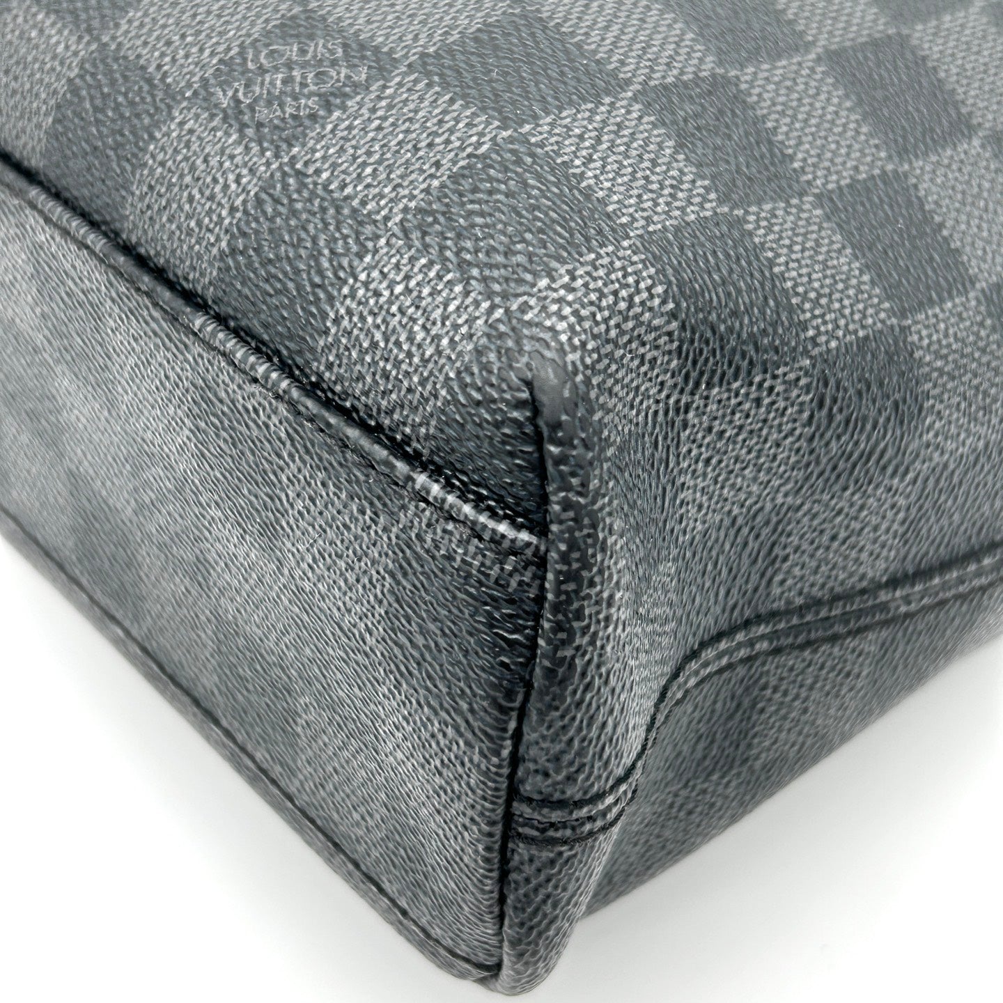 LOUIS VUITTON Damier Graphite Messenger Bag[Used]