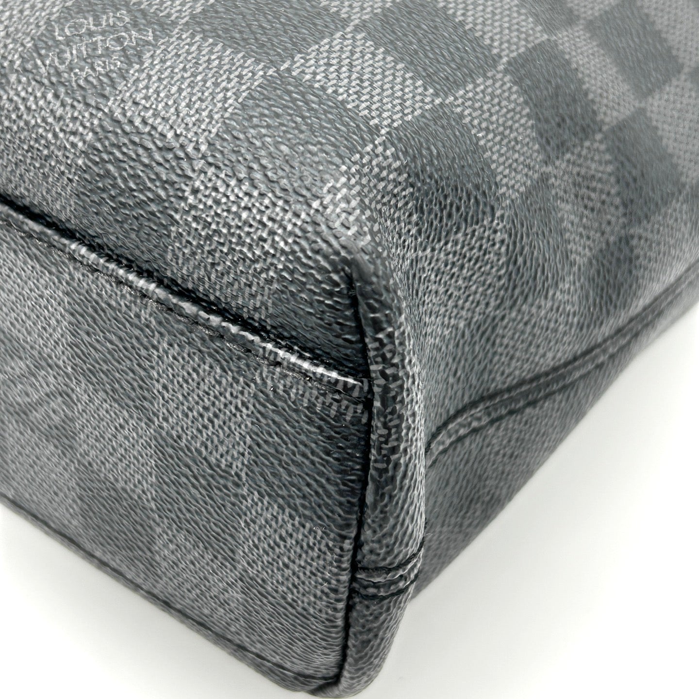 LOUIS VUITTON Damier Graphite Messenger Bag[Used]