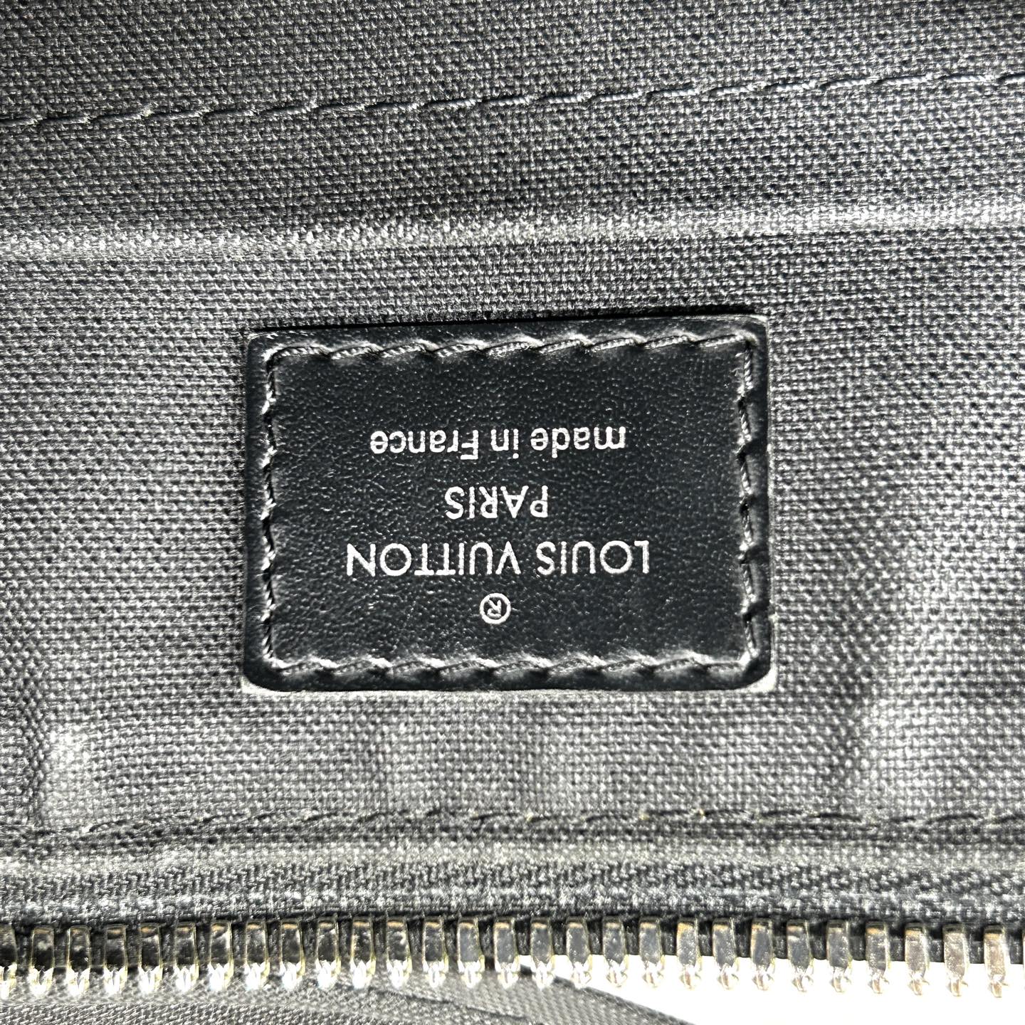 LOUIS VUITTON Damier Graphite Messenger Bag[Used]