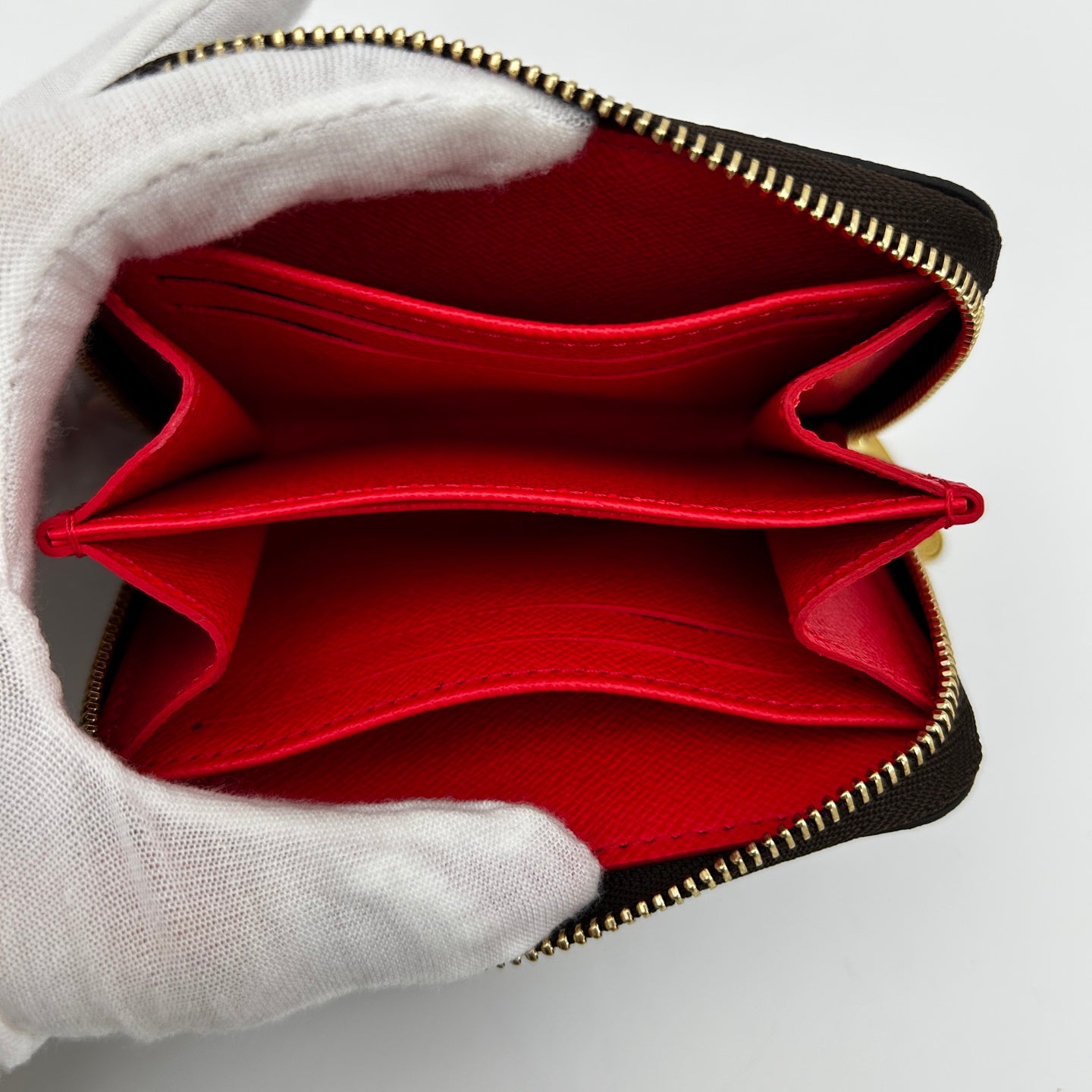 LOUIS VUITTON 2016 Limited Edition Coin Pouch[Used]