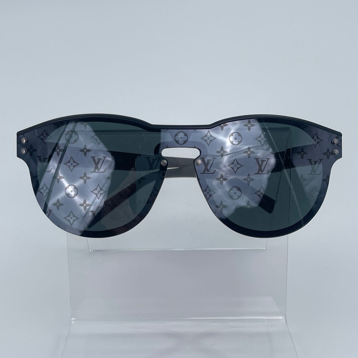 Louis Vuitton Monogram Sunglasses [Used]