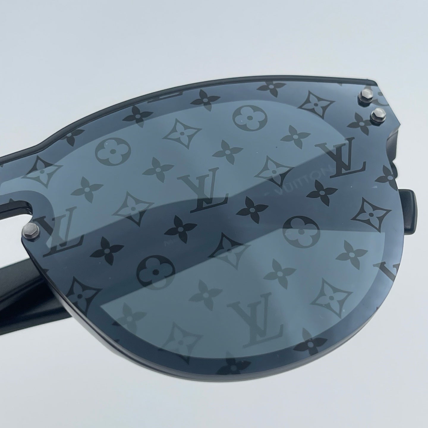 Louis Vuitton Monogram Sunglasses [Used]