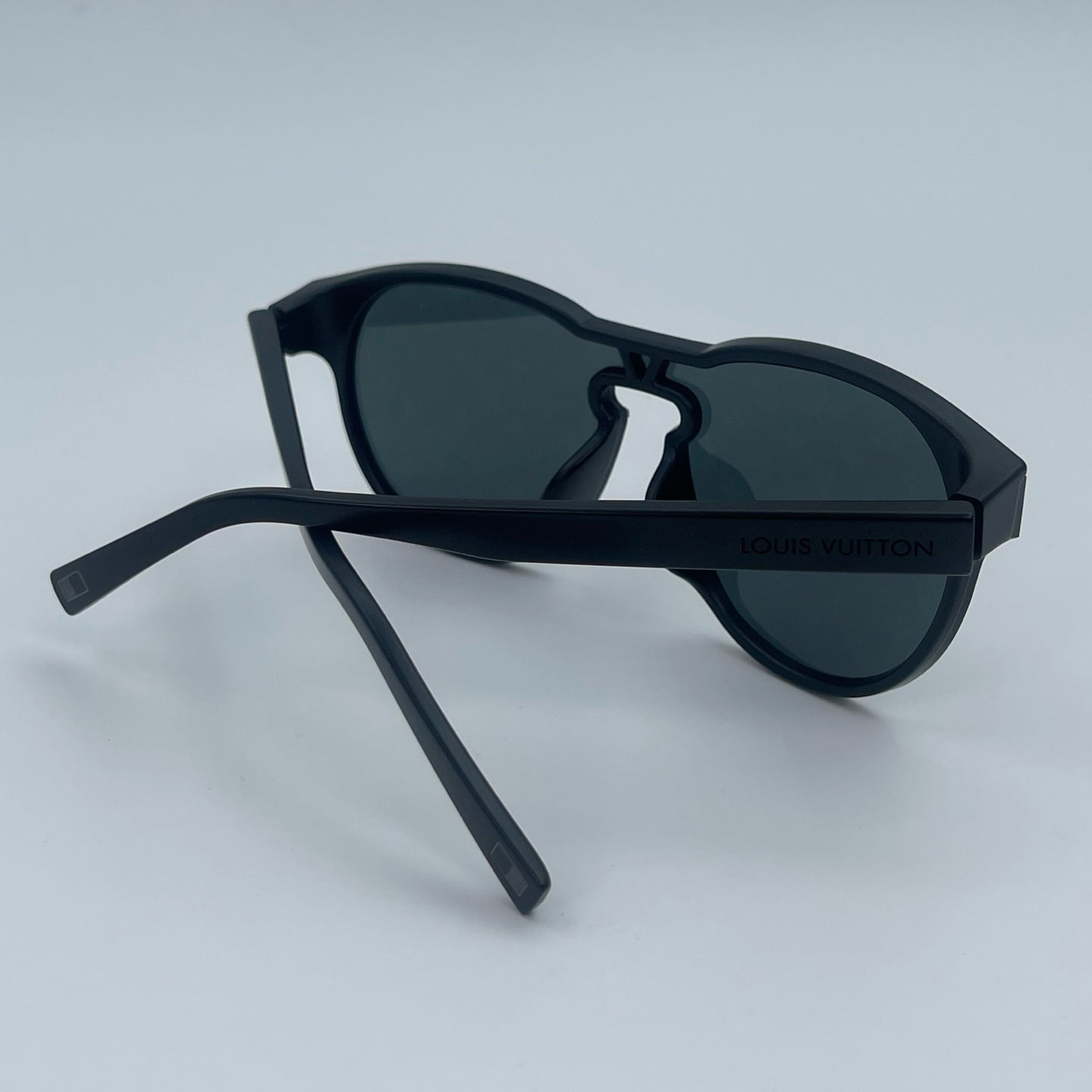 Louis Vuitton Monogram Sunglasses [Used]
