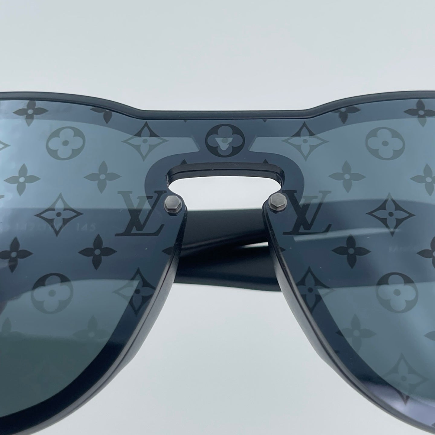 Louis Vuitton Monogram Sunglasses [Used]