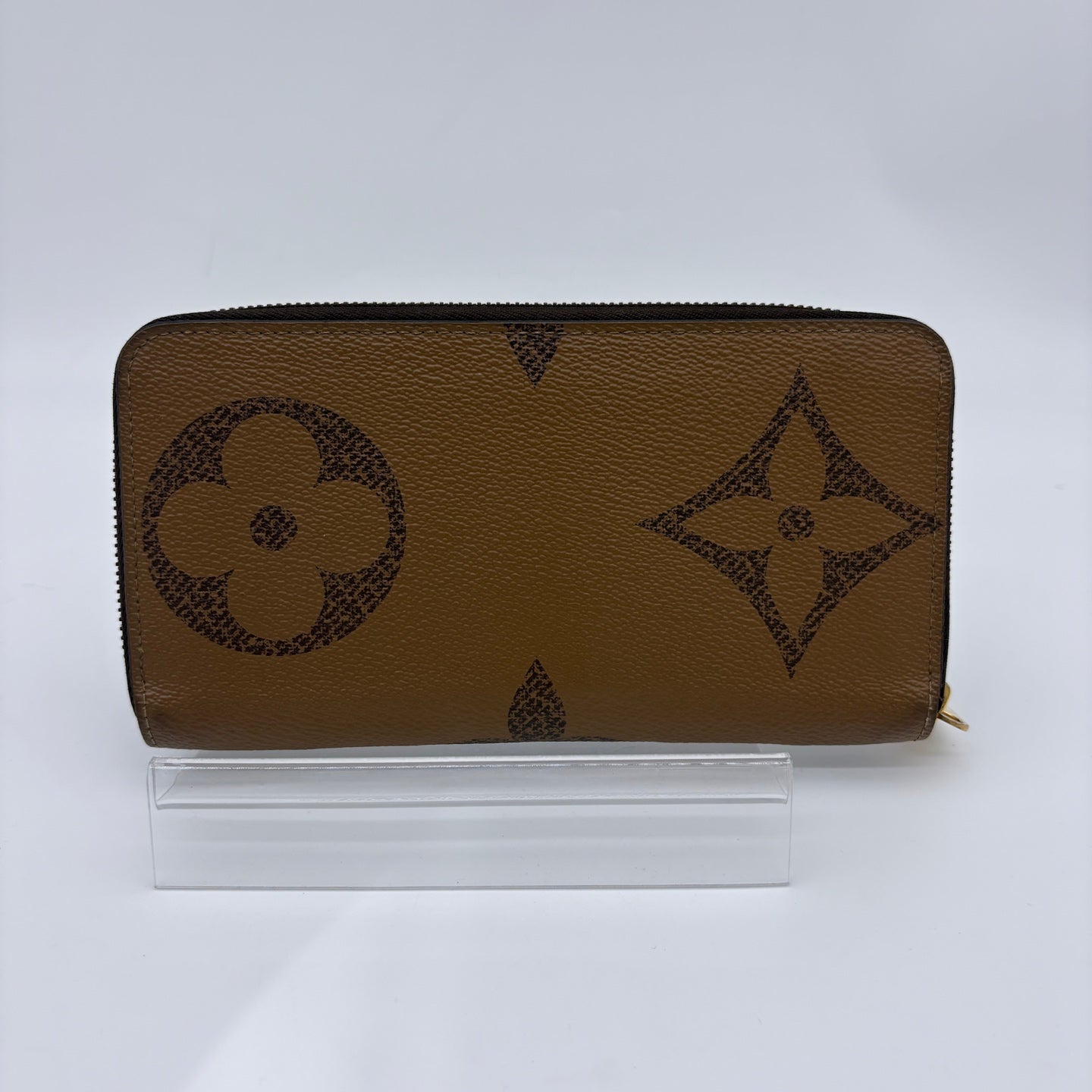 Louis Vuitton OnTheGo Zippy Wallet in Bi-Color Monogram Empreinte [Used]