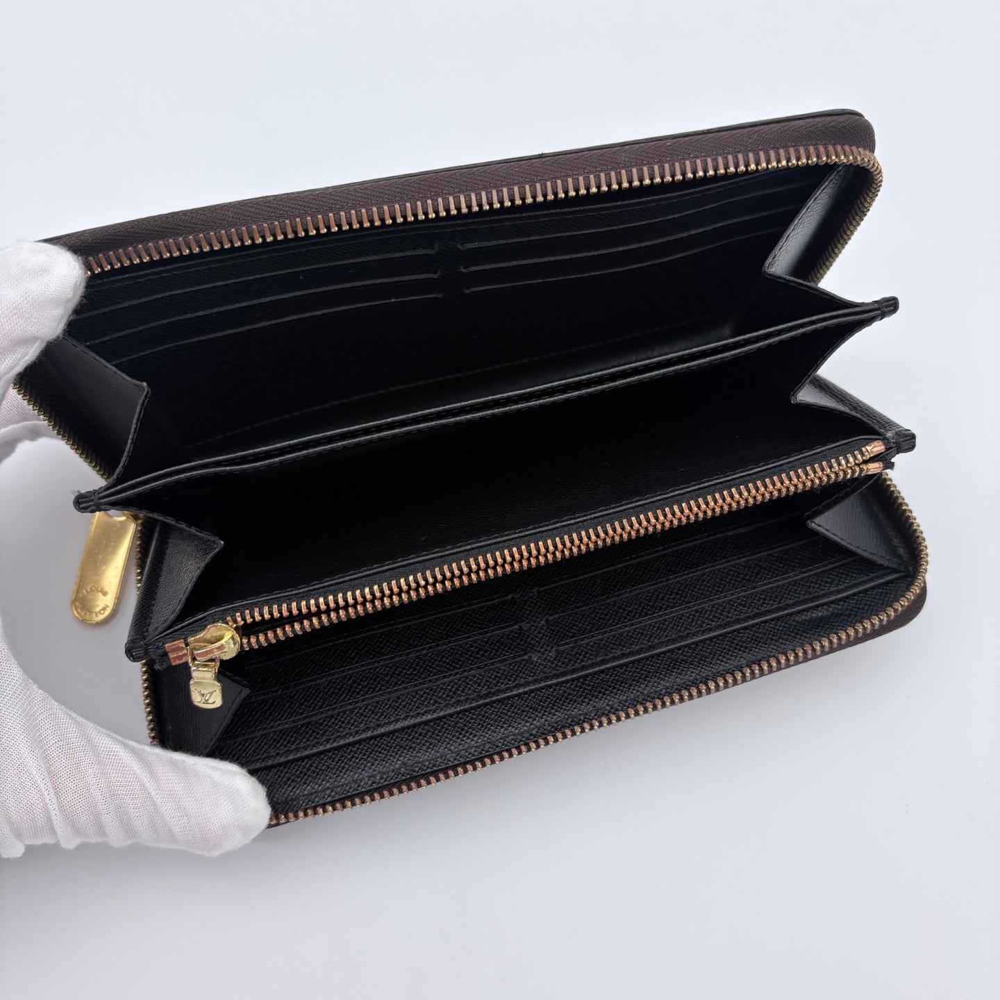 Louis Vuitton OnTheGo Zippy Wallet in Bi-Color Monogram Empreinte [Used]