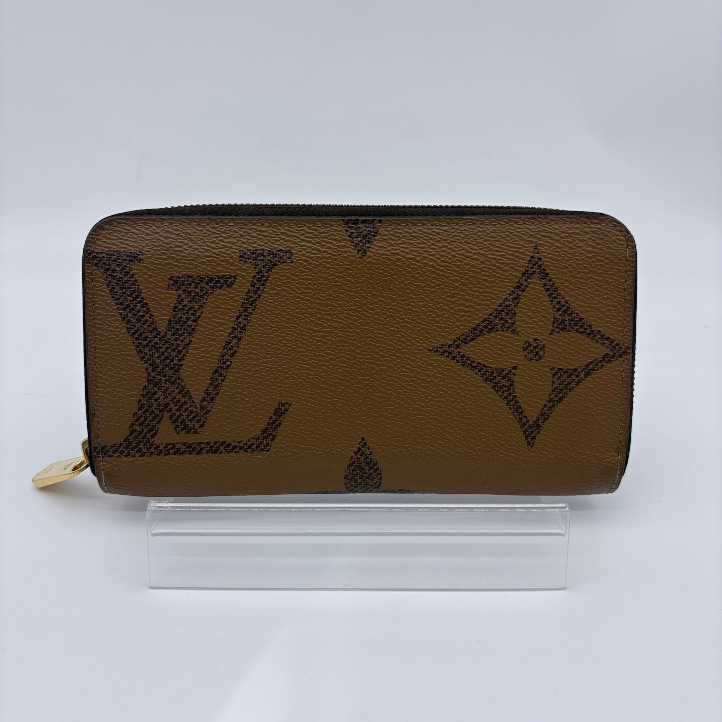 Louis Vuitton OnTheGo Zippy Wallet in Bi-Color Monogram Empreinte [Used]