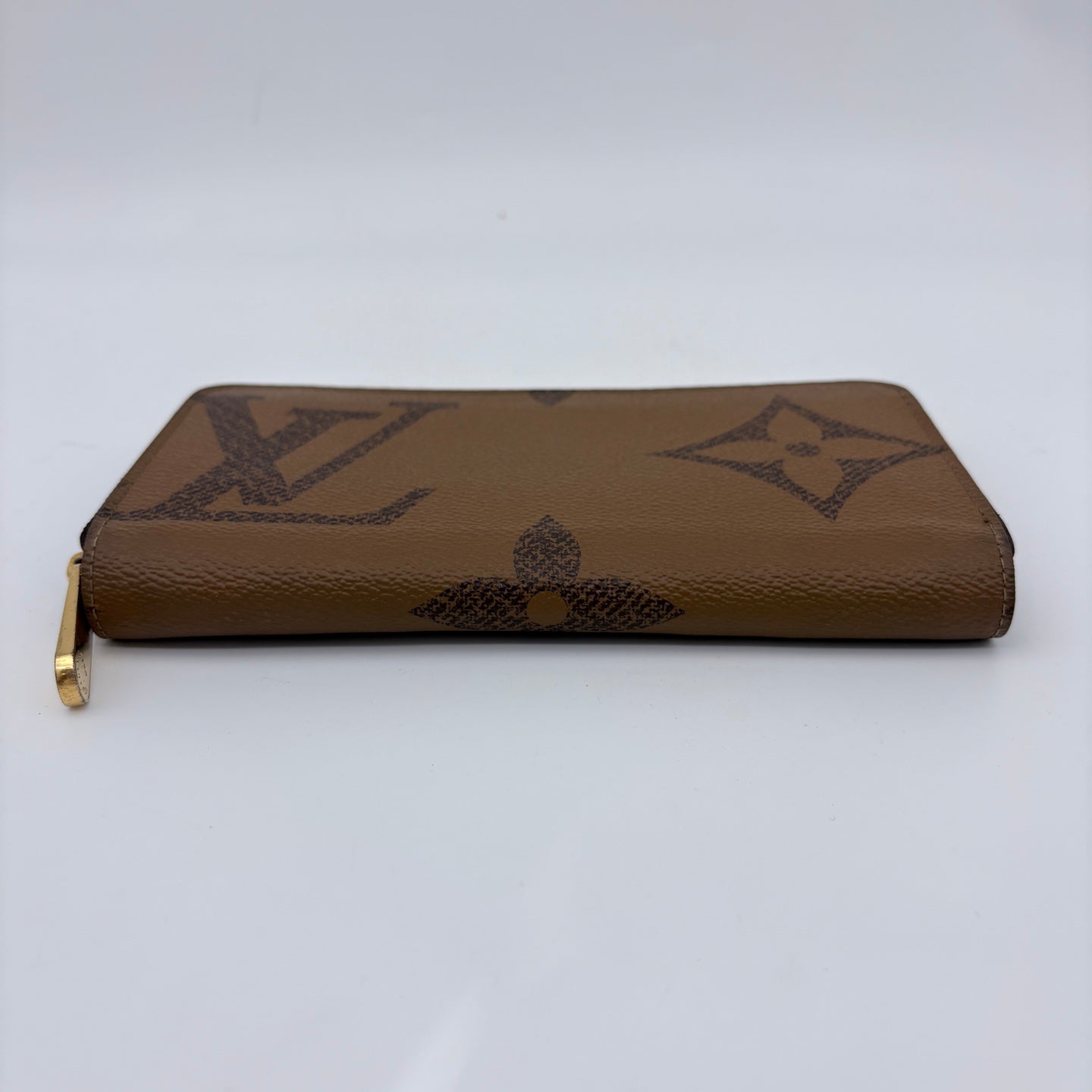 Louis Vuitton OnTheGo Zippy Wallet in Bi-Color Monogram Empreinte [Used]