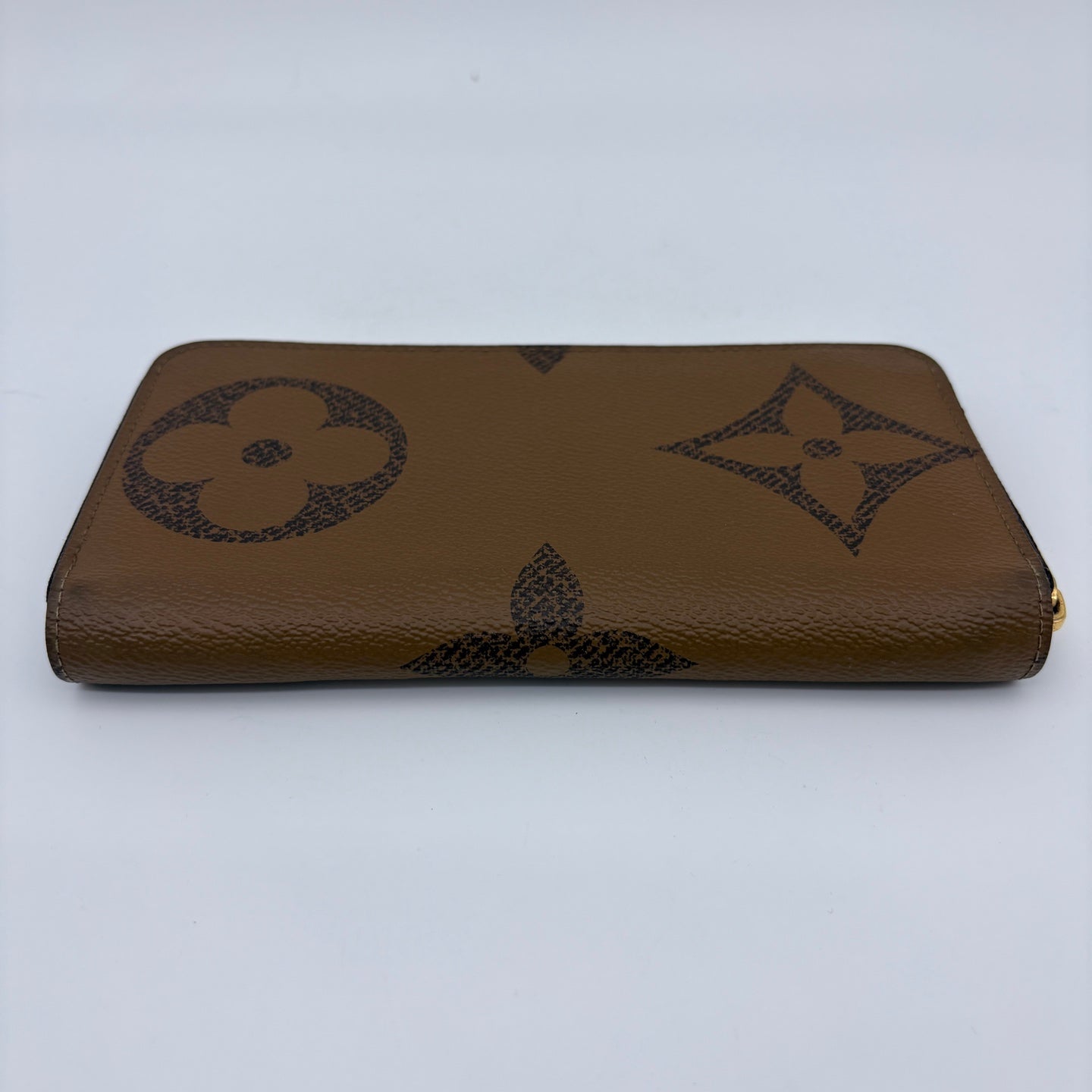 Louis Vuitton OnTheGo Zippy Wallet in Bi-Color Monogram Empreinte [Used]