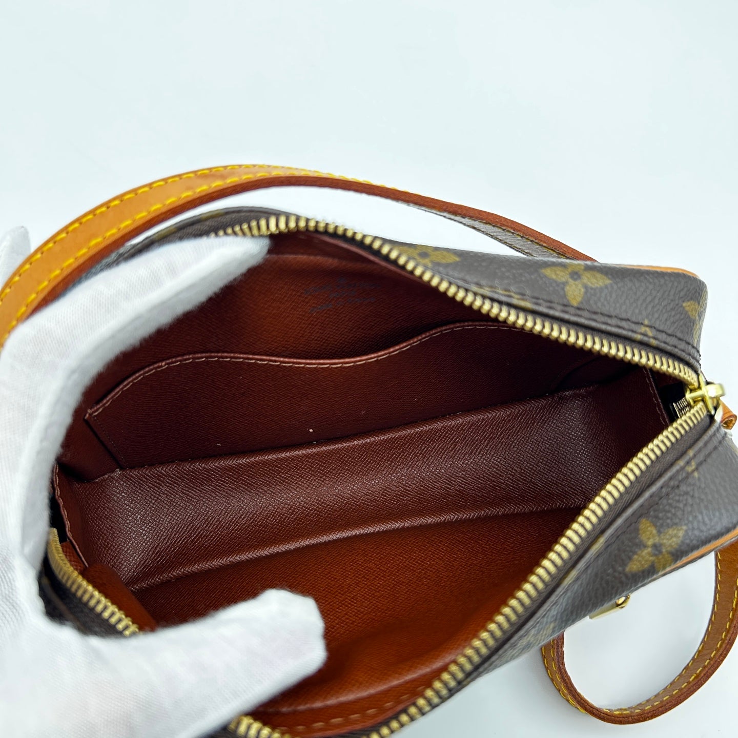 Louis Vuitton Pochette Cité Monogram Canvas Shoulder Bag [Used]