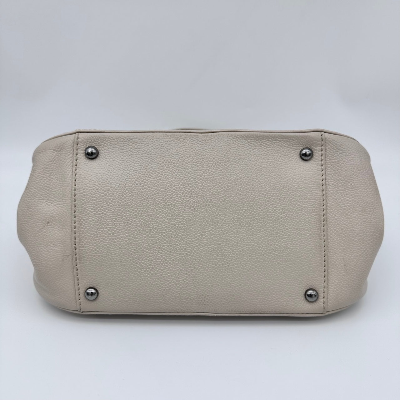 Chanel Caviar Leather 2.55 Hobo Bag White with Silver Hardware [Used]