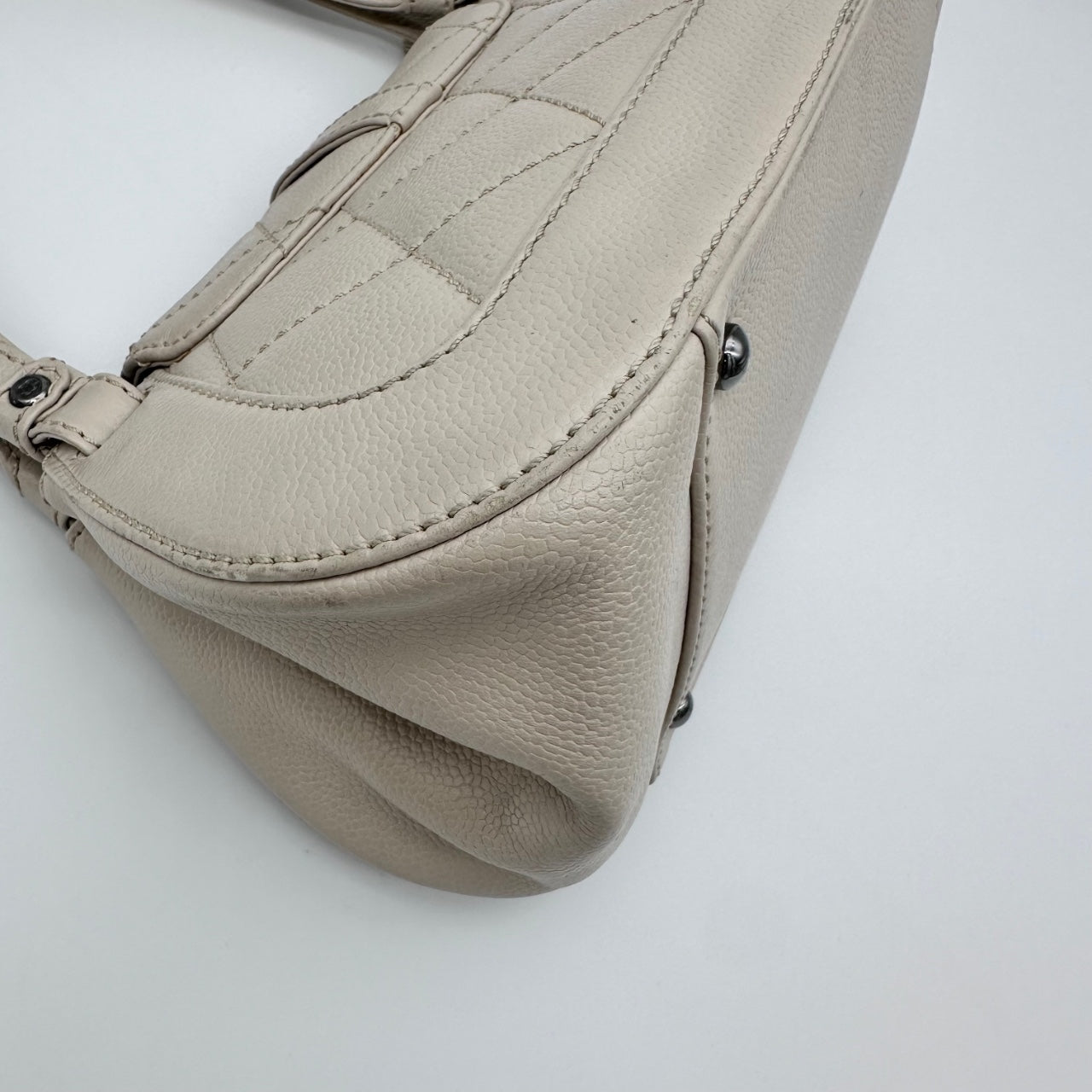 Chanel Caviar Leather 2.55 Hobo Bag White with Silver Hardware [Used]