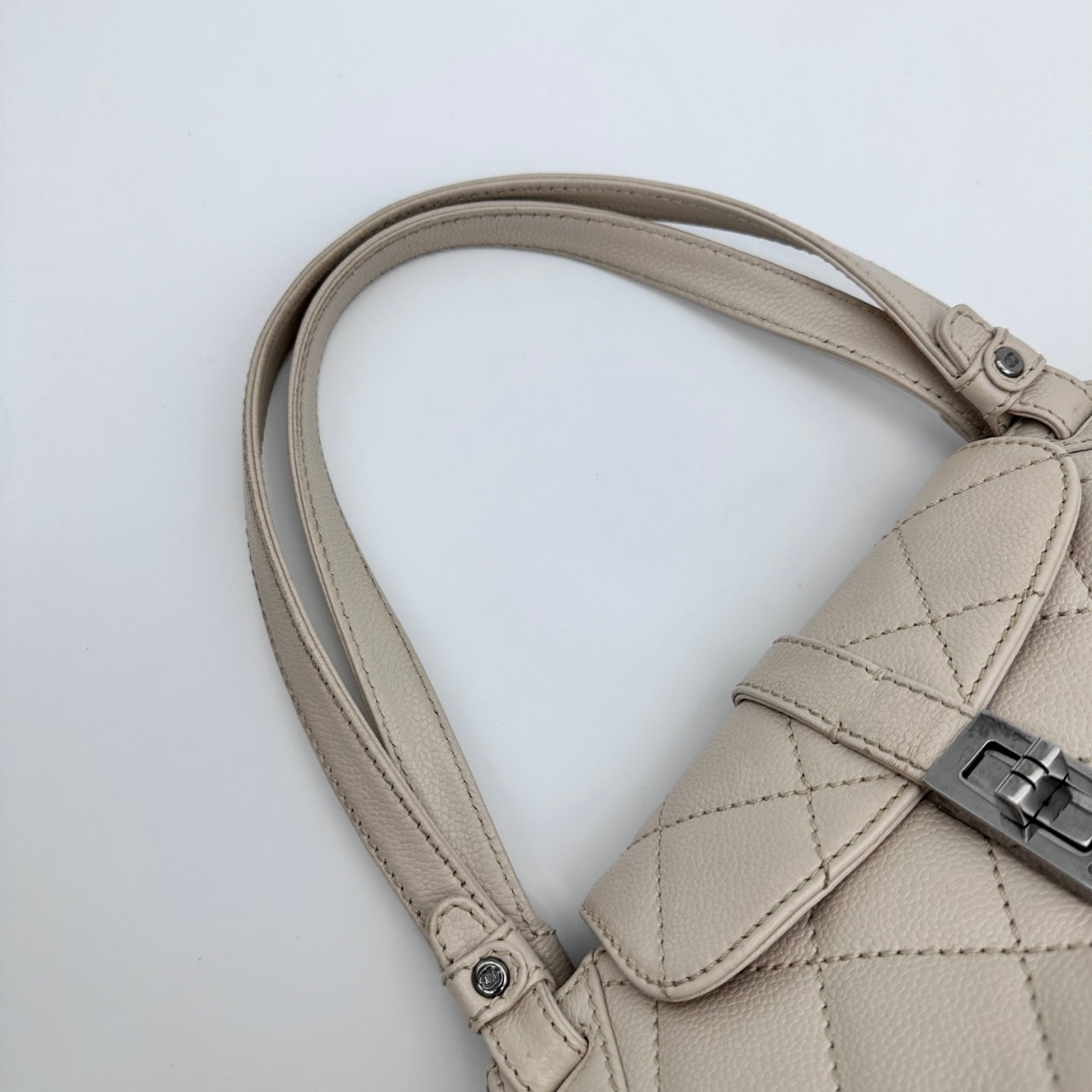 Chanel Caviar Leather 2.55 Hobo Bag White with Silver Hardware [Used]