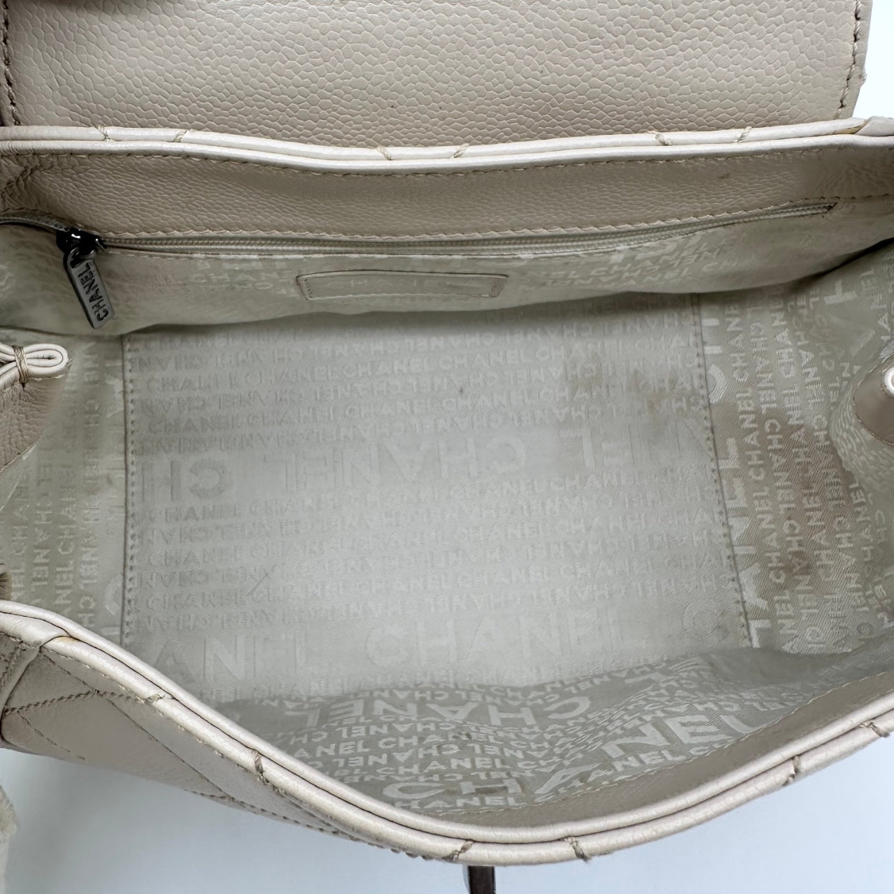 Chanel Caviar Leather 2.55 Hobo Bag White with Silver Hardware [Used]