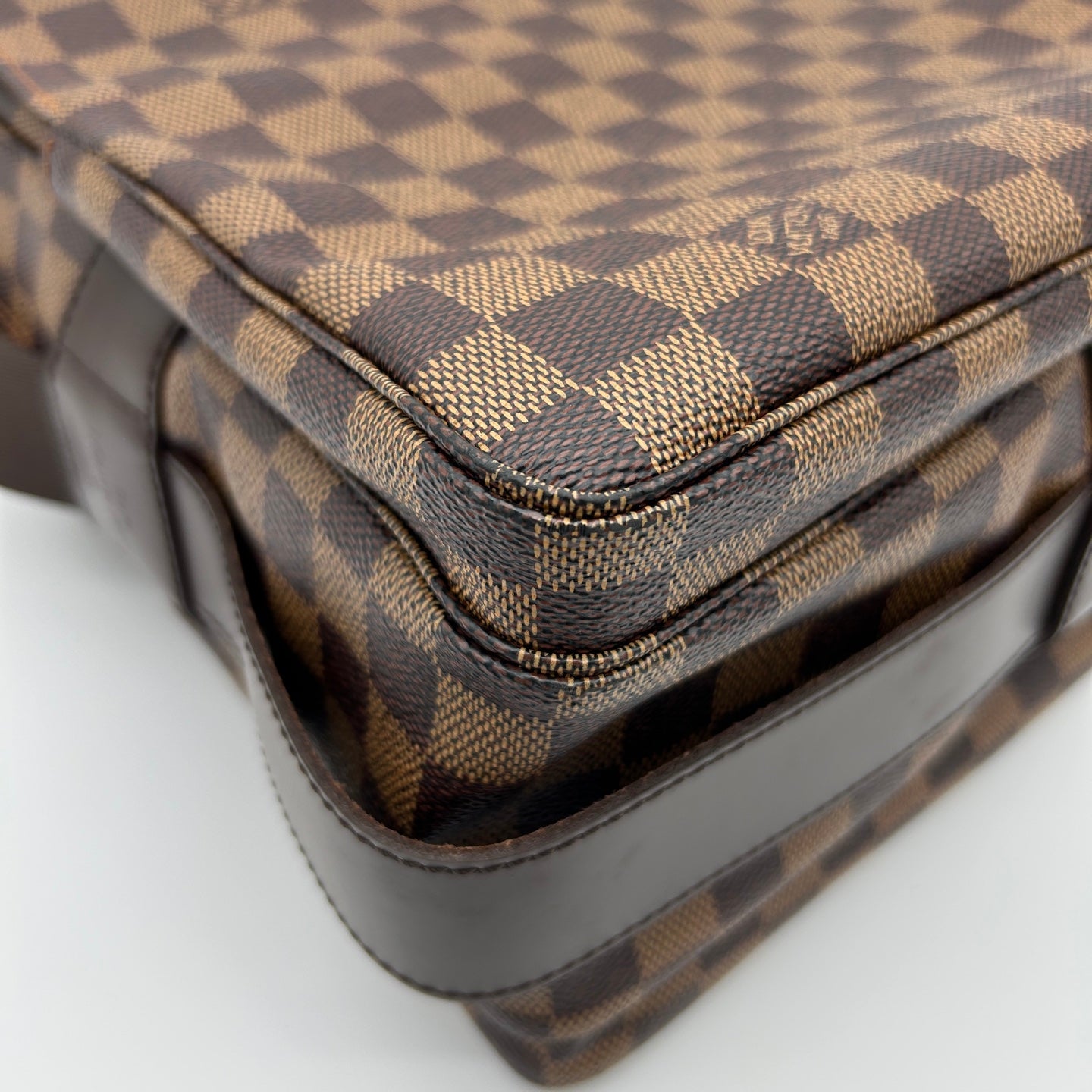 Louis Vuitton Damier Ebene Naviglio Messenger Bag [Used]