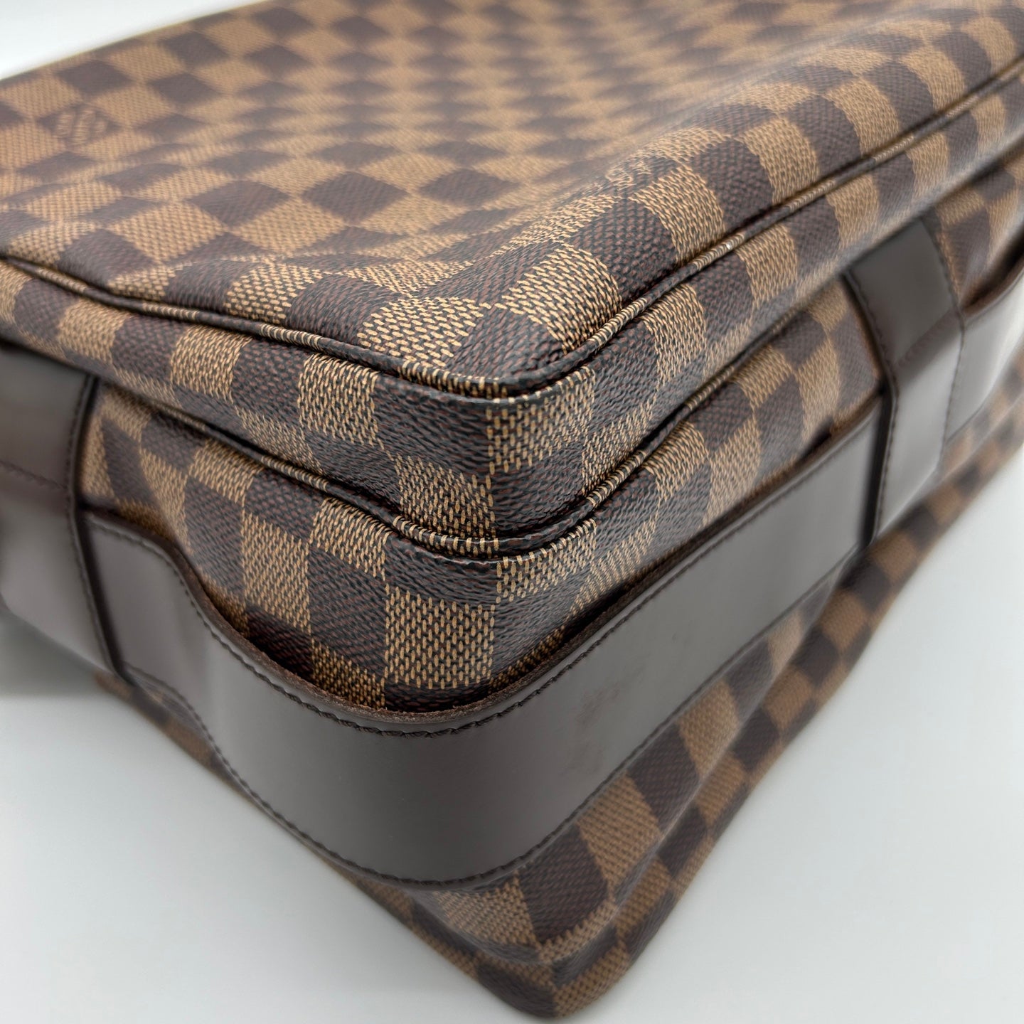 Louis Vuitton Damier Ebene Naviglio Messenger Bag [Used]