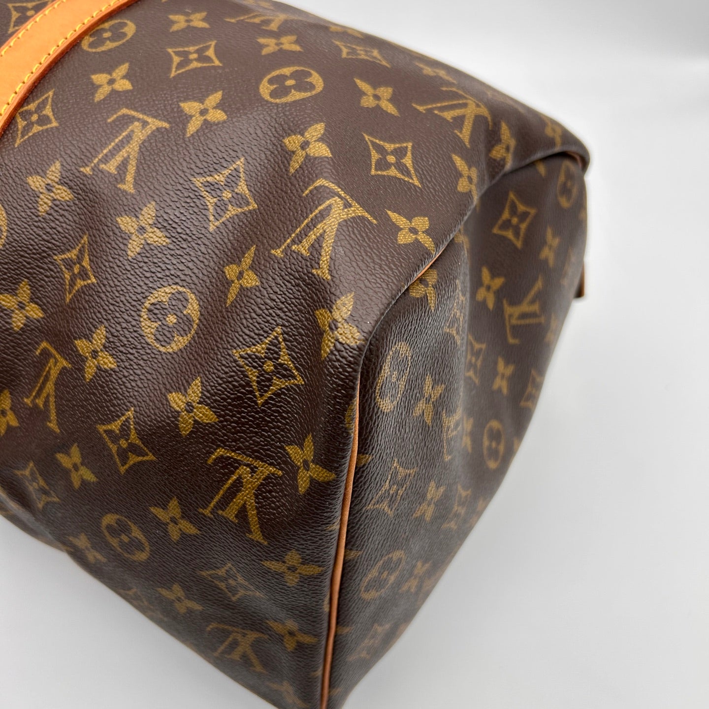 Louis Vuitton Keepall 45 Travel Bag in Monogram Canvas [Used]