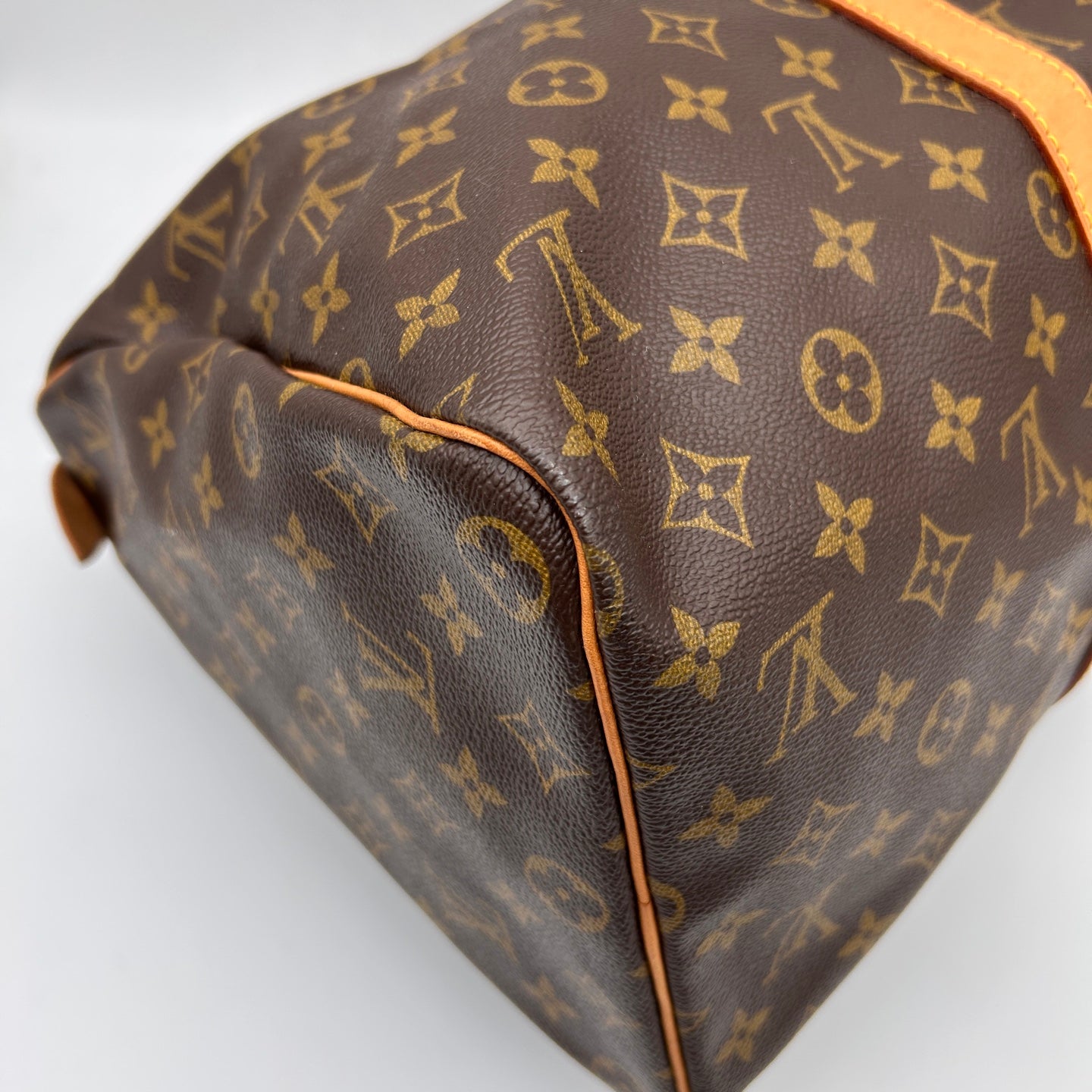 Louis Vuitton Keepall 45 Travel Bag in Monogram Canvas [Used]