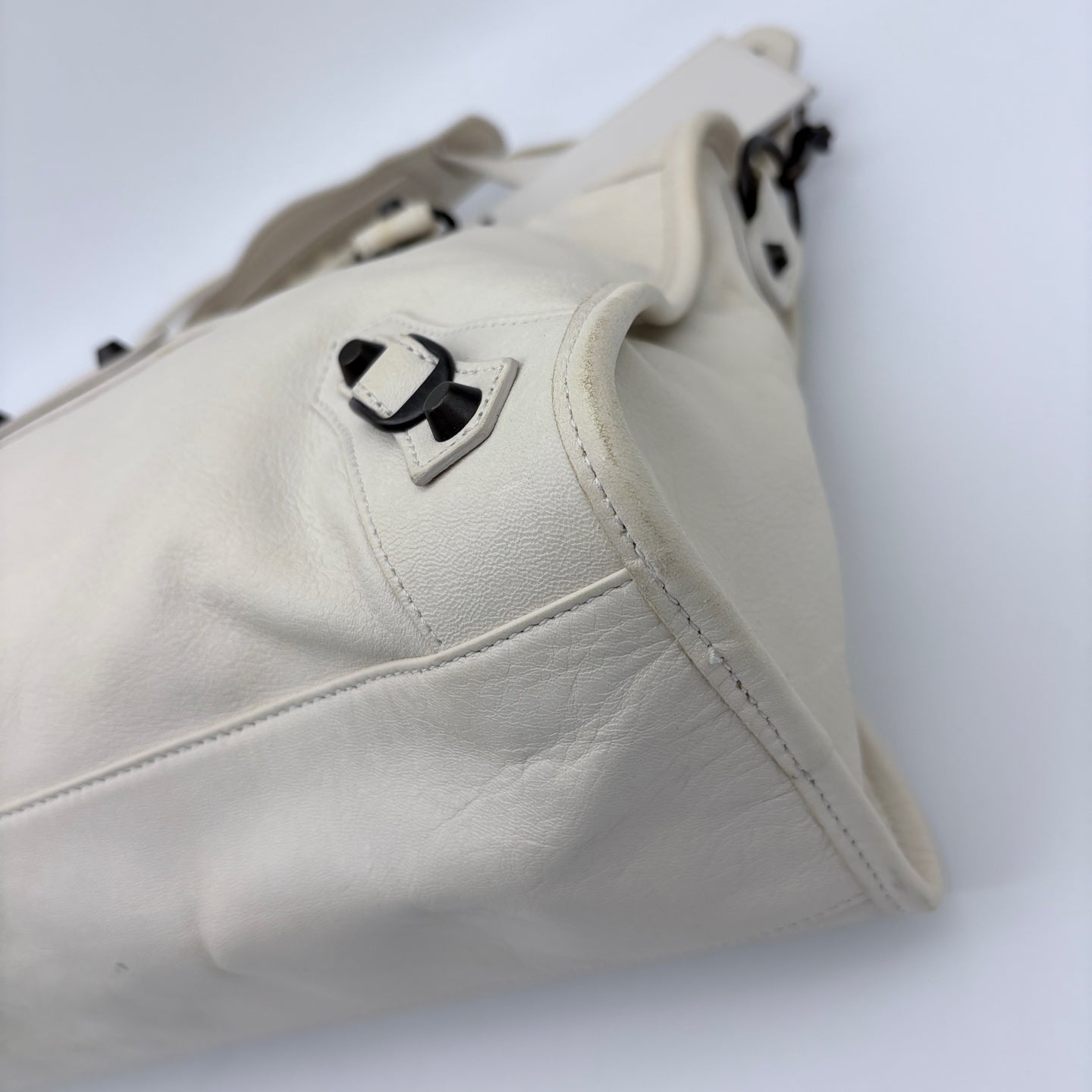 Balenciaga Le City Milky White Leather Medium 2-Way Bag 36 cm [Used]