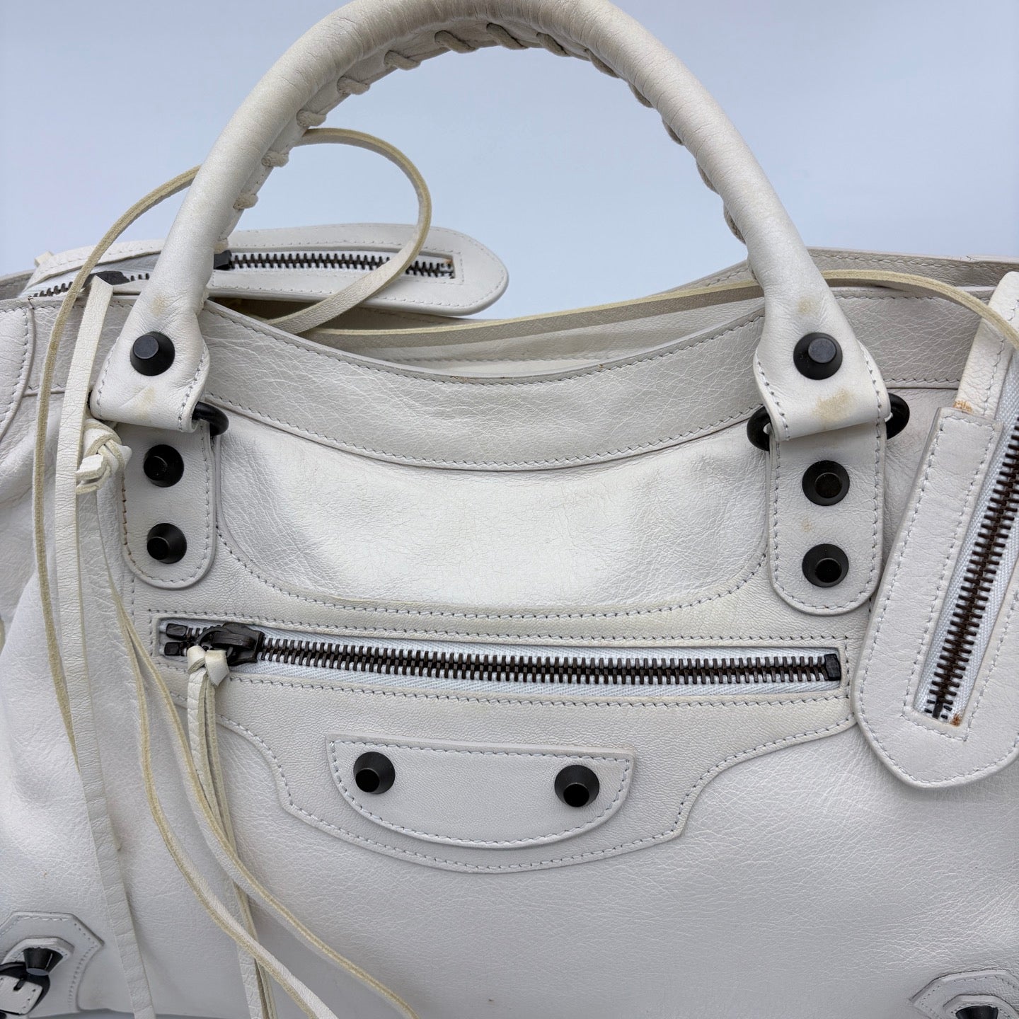 Balenciaga Le City Milky White Leather Medium 2-Way Bag 36 cm [Used]