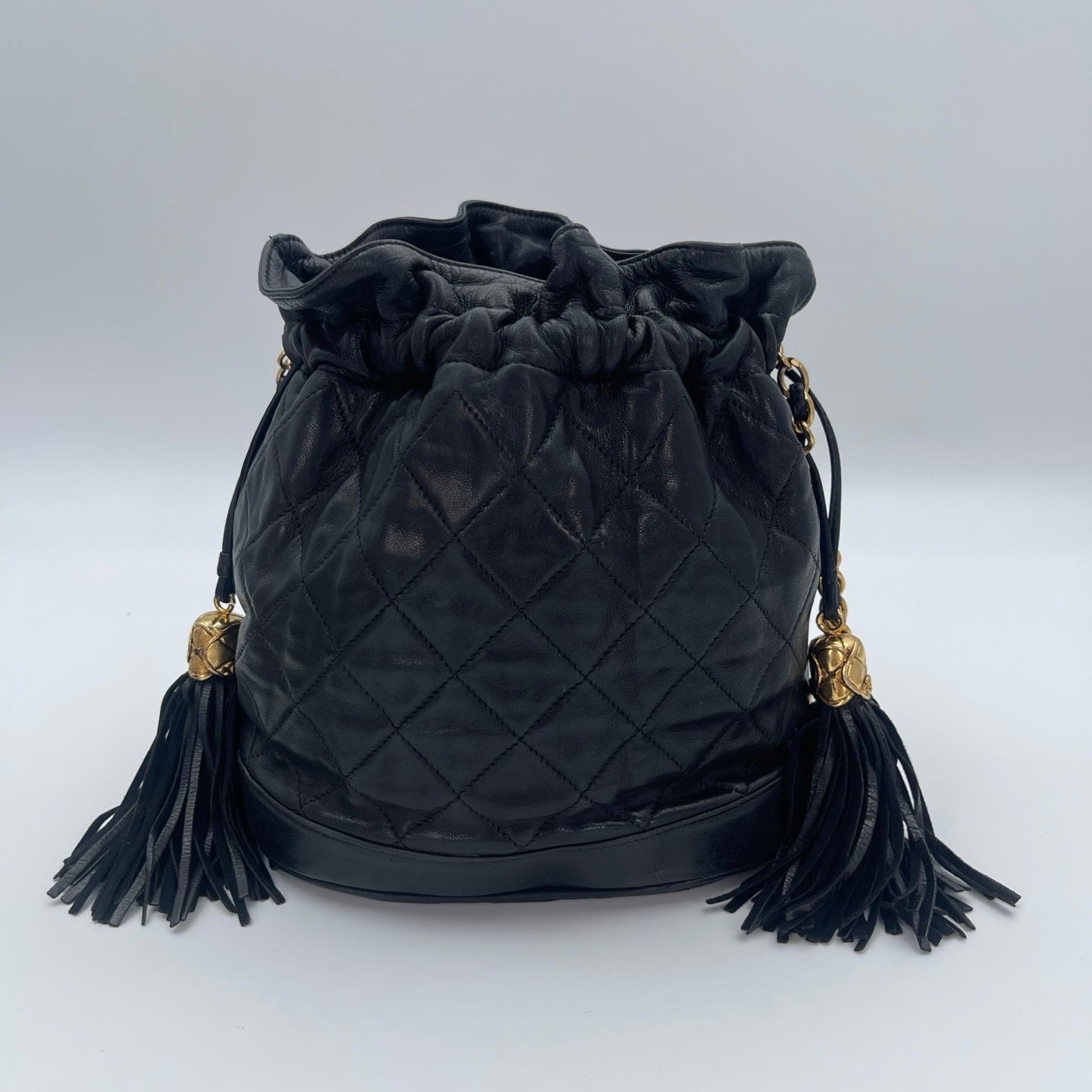 Chanel Black Lambskin Tassel Chain Shoulder Bag [Used]