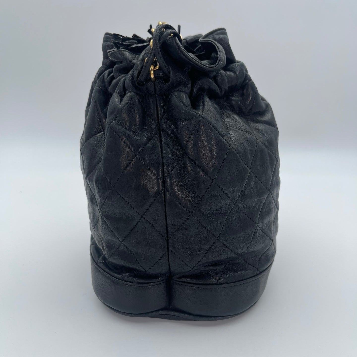 Chanel Black Lambskin Tassel Chain Shoulder Bag [Used]