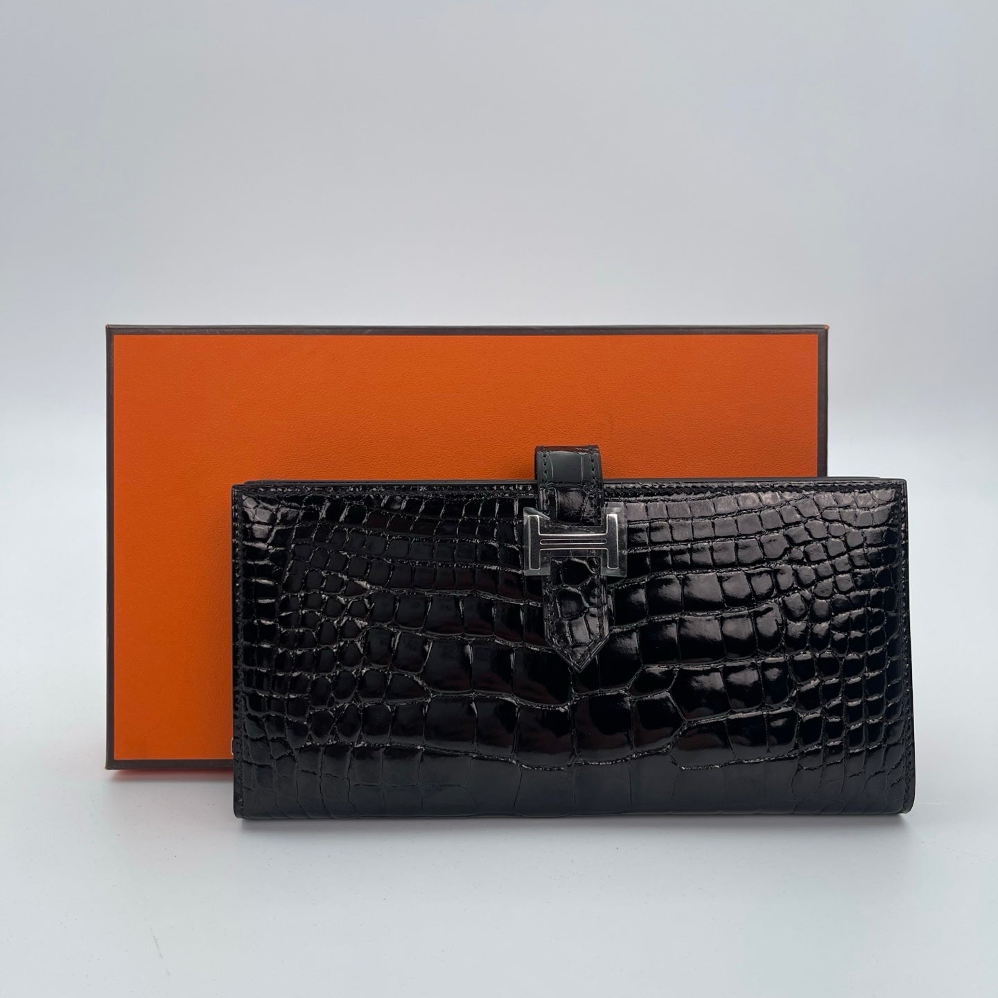 Hermès Bearn Wallet Noir Alligator Palladium Hardware [Brand New]