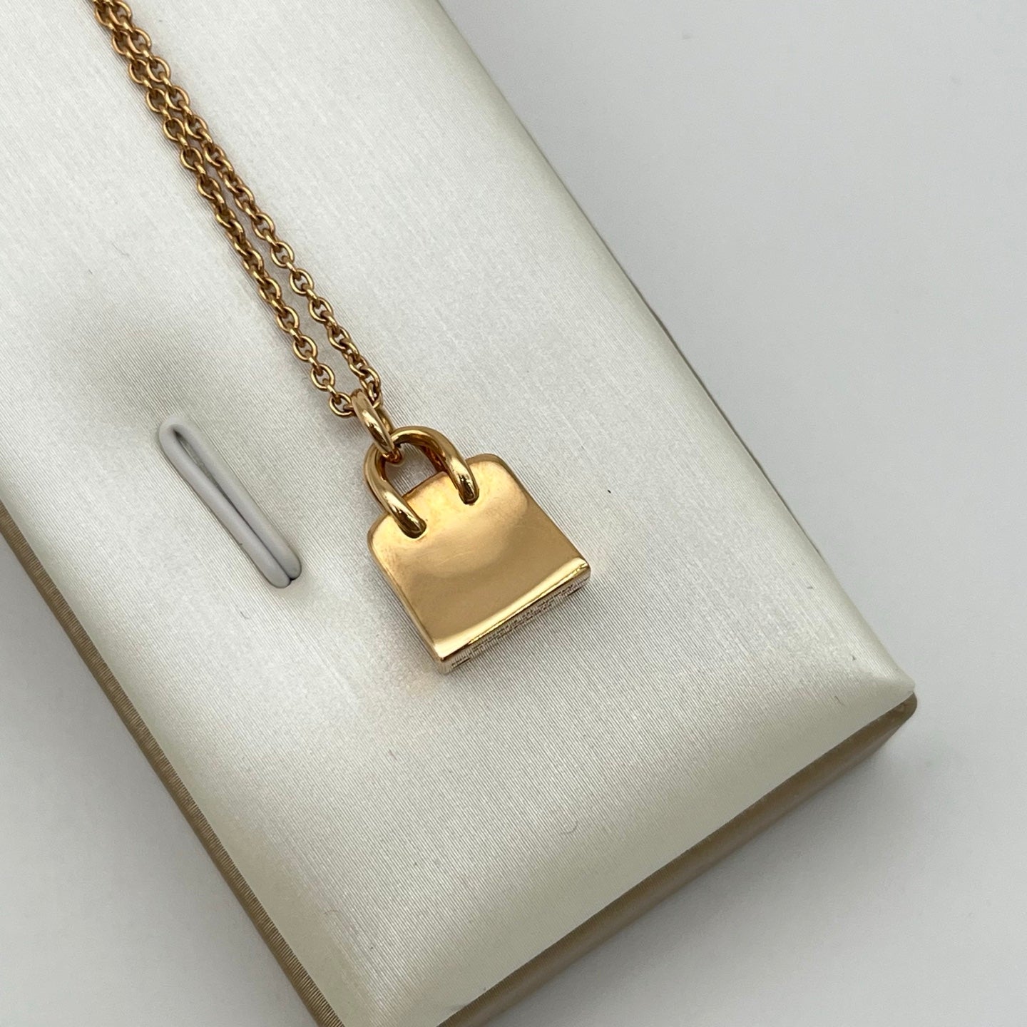 Hermès Birkin Pendant Necklace Diamond-Set 18K Rose Gold [Used]