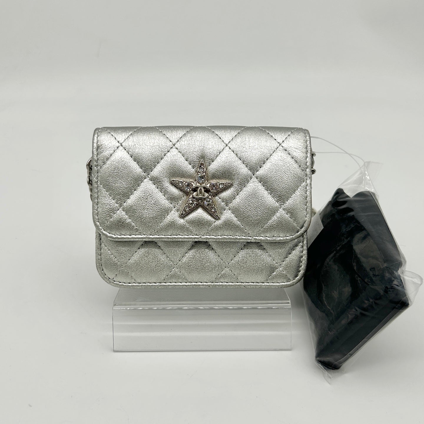 Chanel 24C Metallic Silver Quilted Star CC Waist Shoulder Bag [Used]