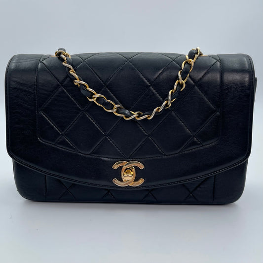 Chanel Black Lambskin Diana Medium Chain Shoulder Bag Gold Hardware 23 cm [Used]